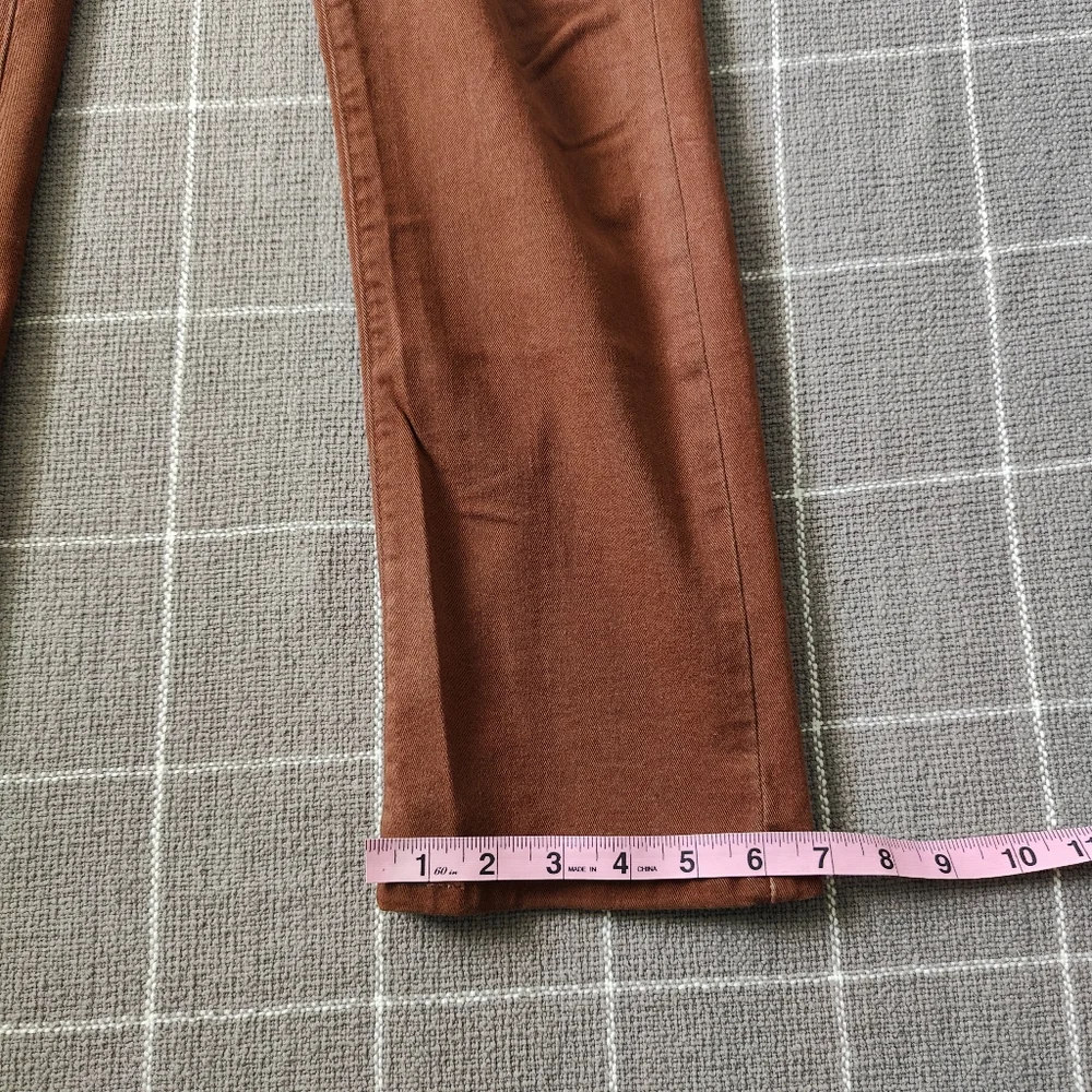 Levi's Classic Straight Jeans - Picture 6 of 8